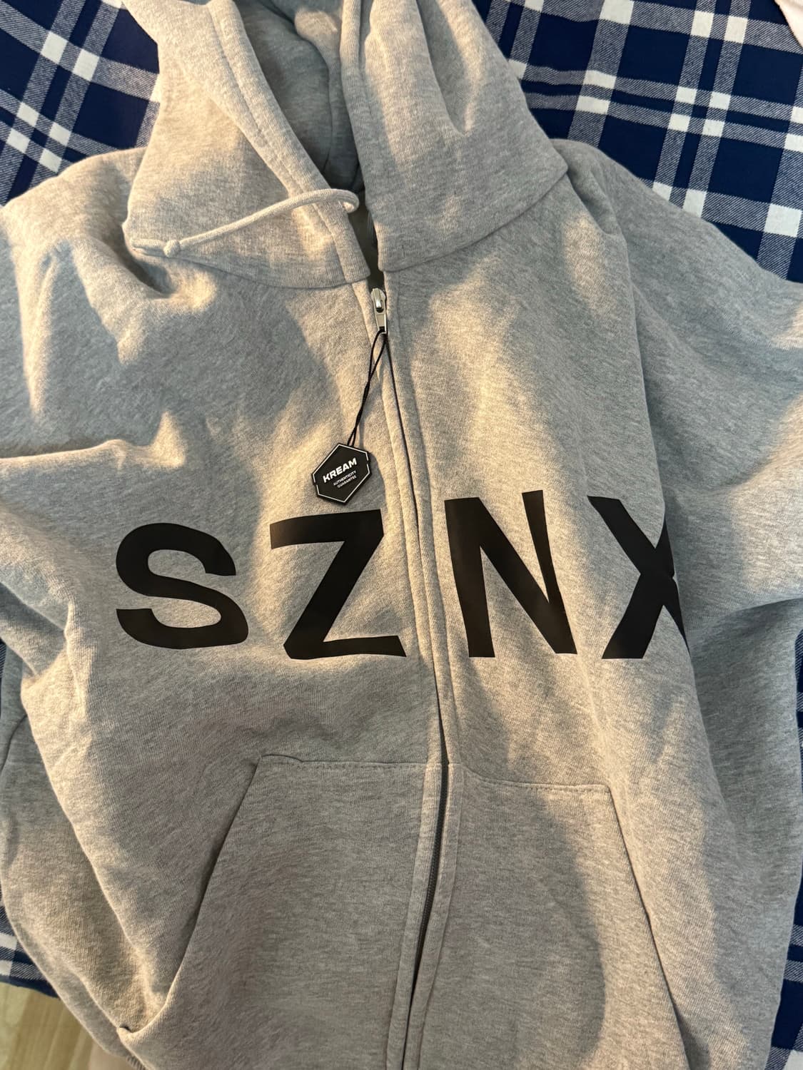 새상품 크림택 있음 이지 후드집업 상품이미지1