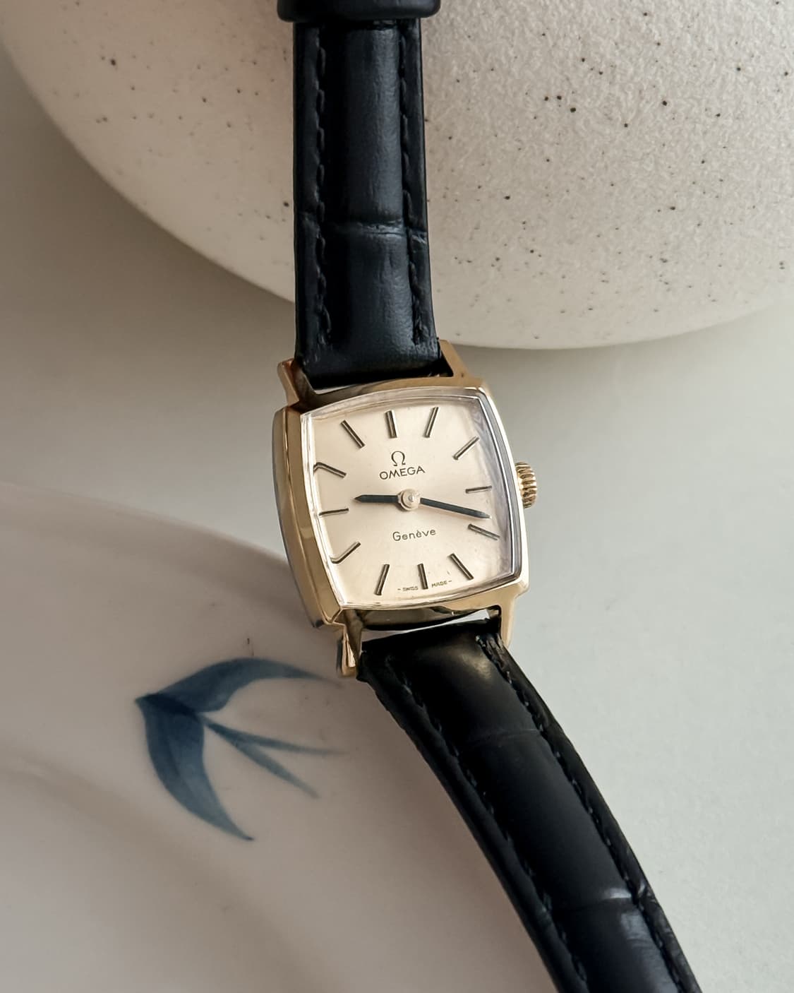 오메가 제네브 스퀘어 골드 수동 시계 상품이미지1