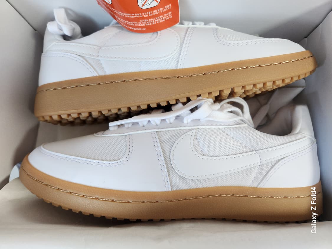 나이키 필드 제너럴 흰색 240mm 새상품판매합니다. 상품이미지2