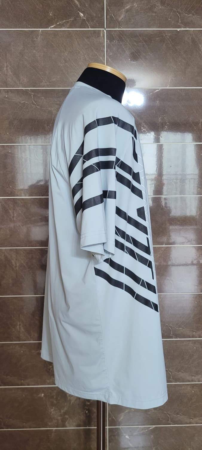 (남성2XL사이즈)다이나핏 연하늘색 기능성 반팔티(상태최상) 상품이미지2