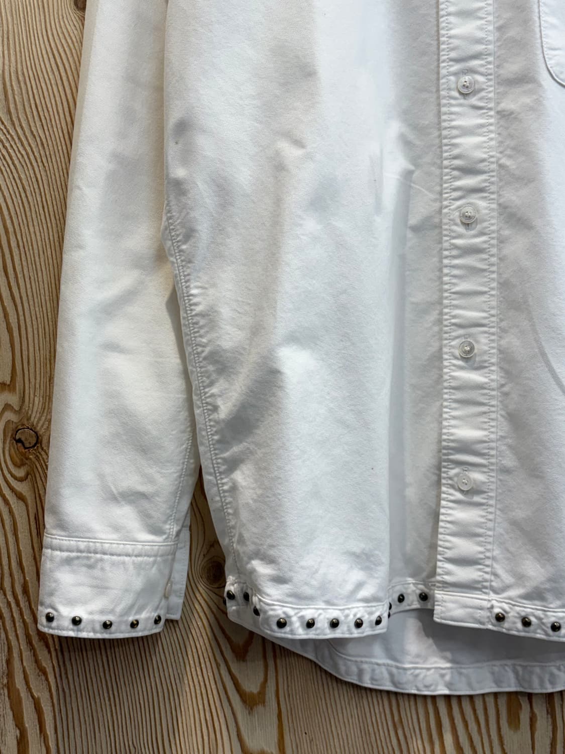 비즈빔 스터드 셔츠 상품이미지2