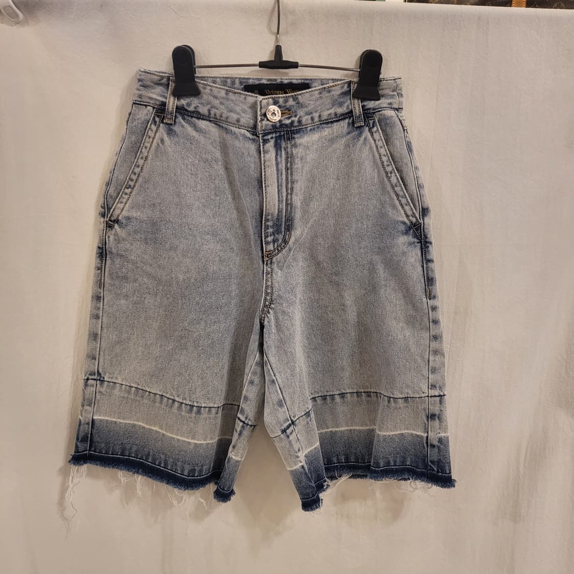 비비안웨스트우드 데님 반바지 로고 청반바지 상품이미지2