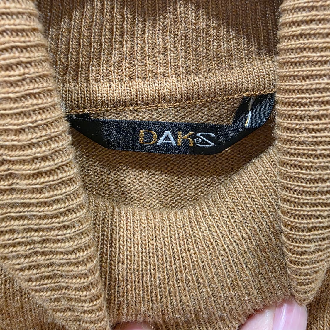 닥스(DAKS) 터틀넥 니트 스웨터 상품이미지5