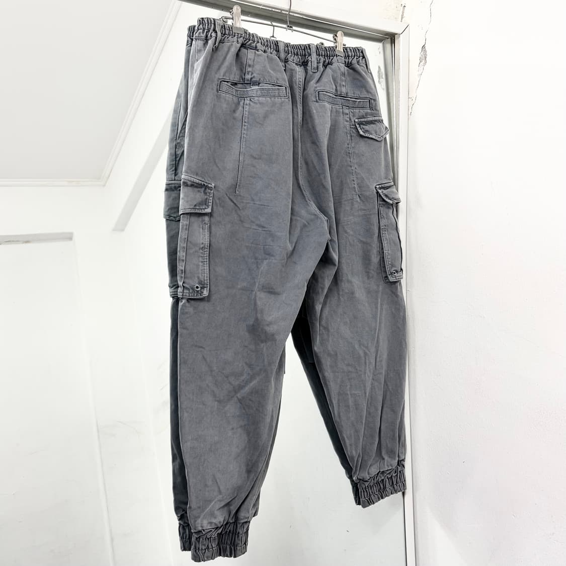 송지오 옴므 가먼트다이드 카고 조거 팬츠 상품이미지5