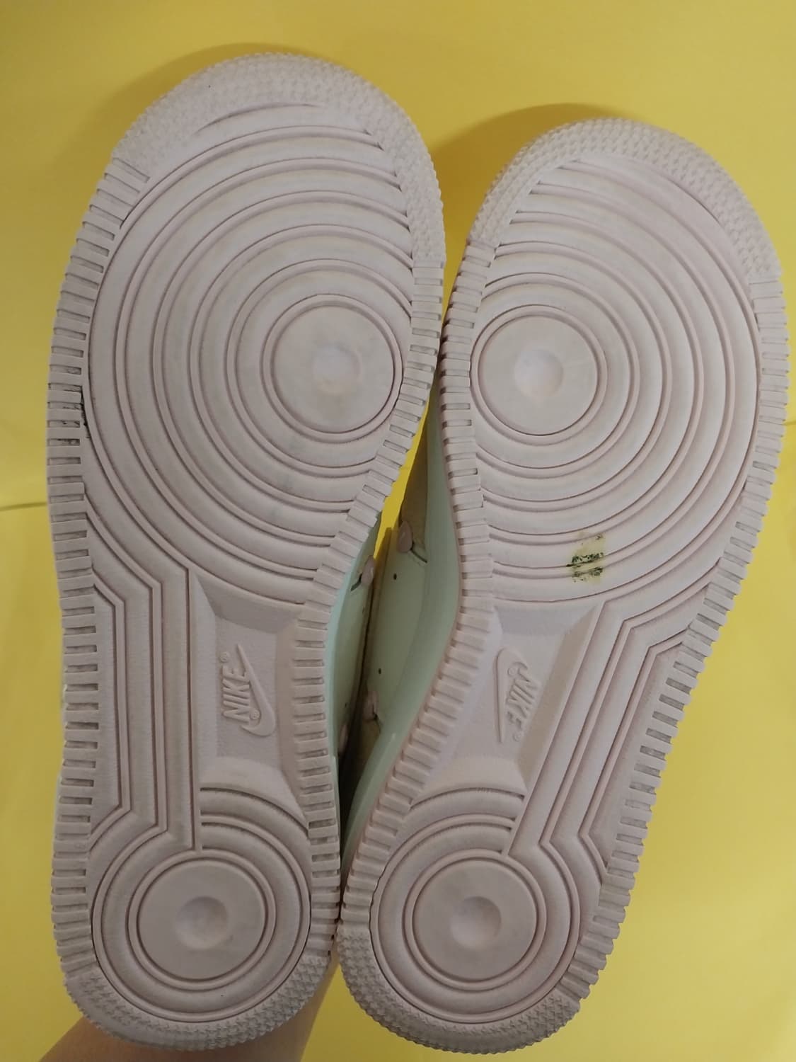 여성 나이키 에어포스1 발렌타인데이 핑크 폼 운동화 (245) 상품이미지8