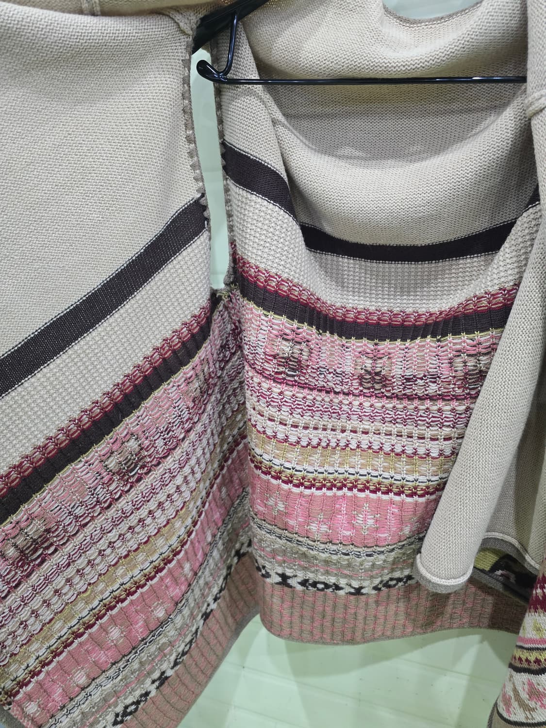 Thursday Island  패턴 니트 조끼 가디건 베이지 상품이미지7