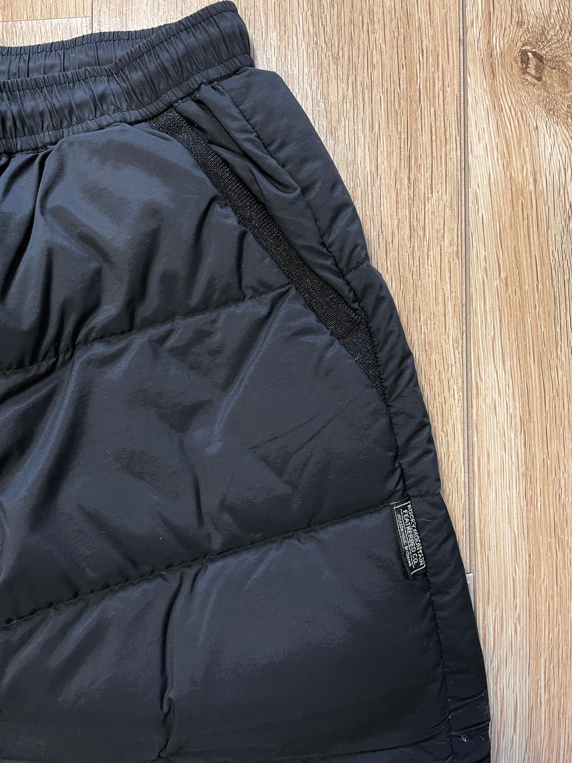 국내유일 Made JP 록키마운틴페더베드 AP 다운 후드 팬츠 세트 상품이미지6