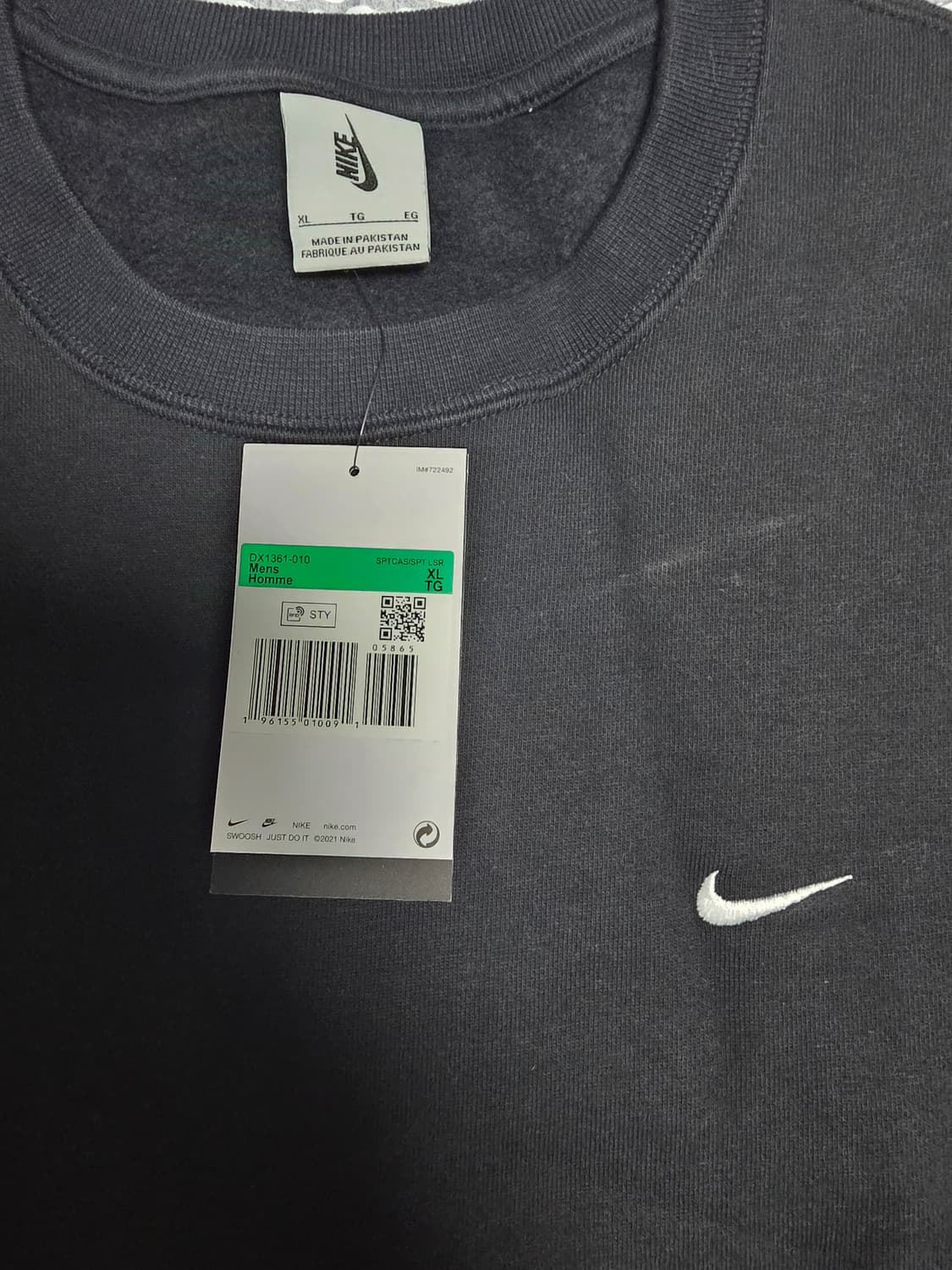 나이키 솔로 스우시 스웻셔츠 US XL(DX1361-010) 상품이미지2