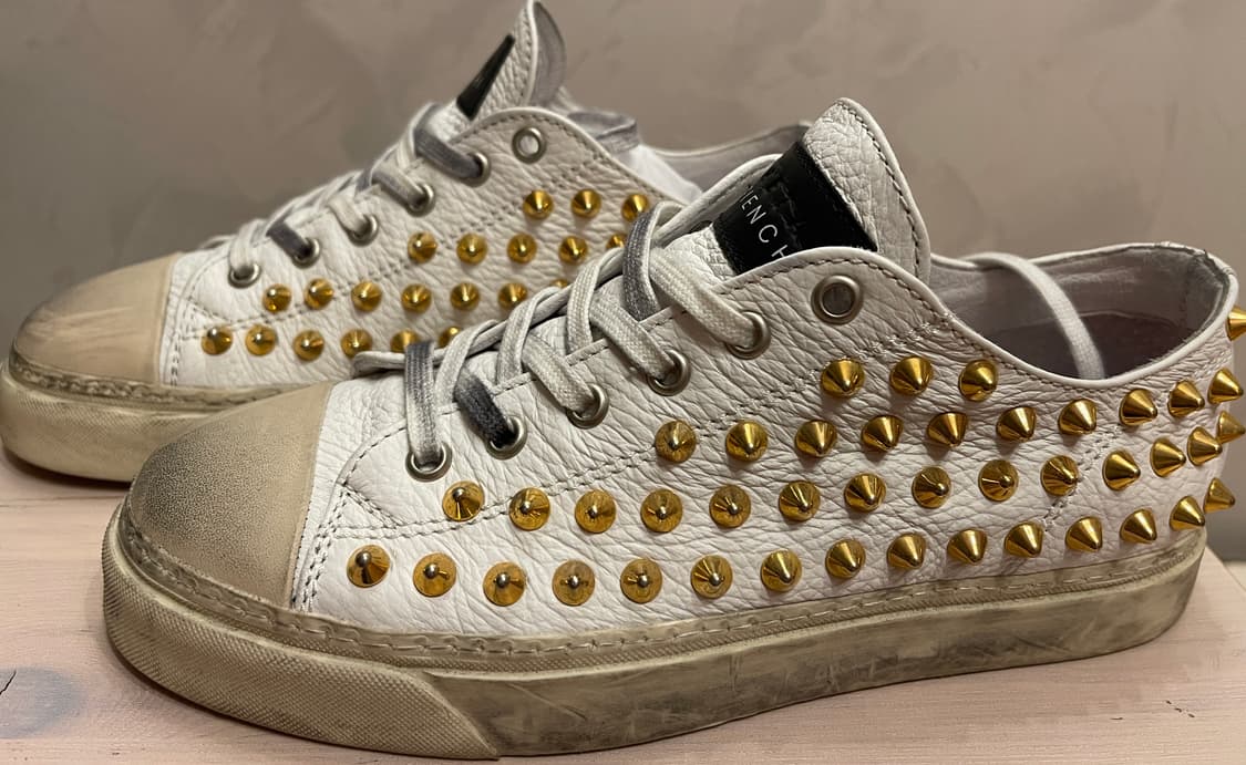 젠치 GIENCHI 메탈 스터드 스니커즈 37/240 상품이미지4