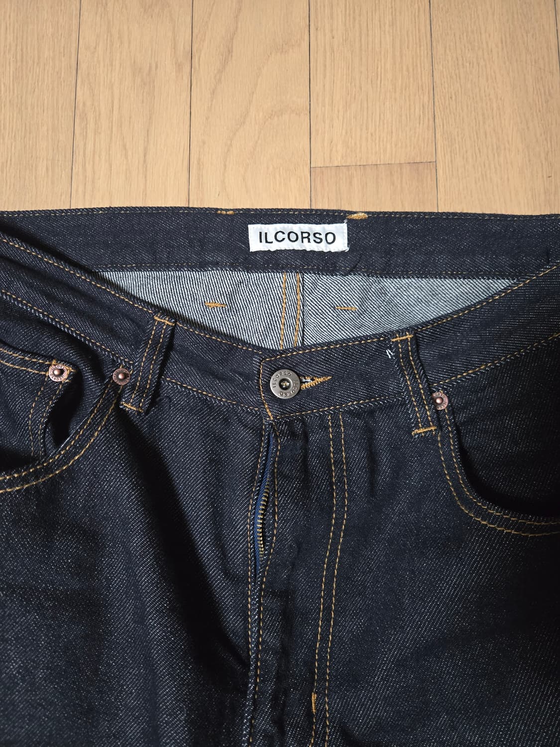 일꼬르소 다크 네이비 색상 와이드 데님 L사이즈 상품이미지2