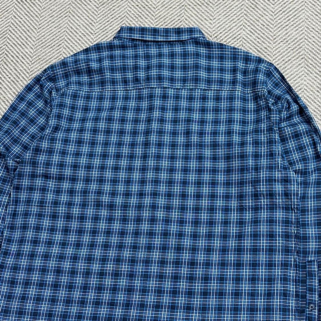 컬럼비아 체크셔츠 v1744  상품이미지4