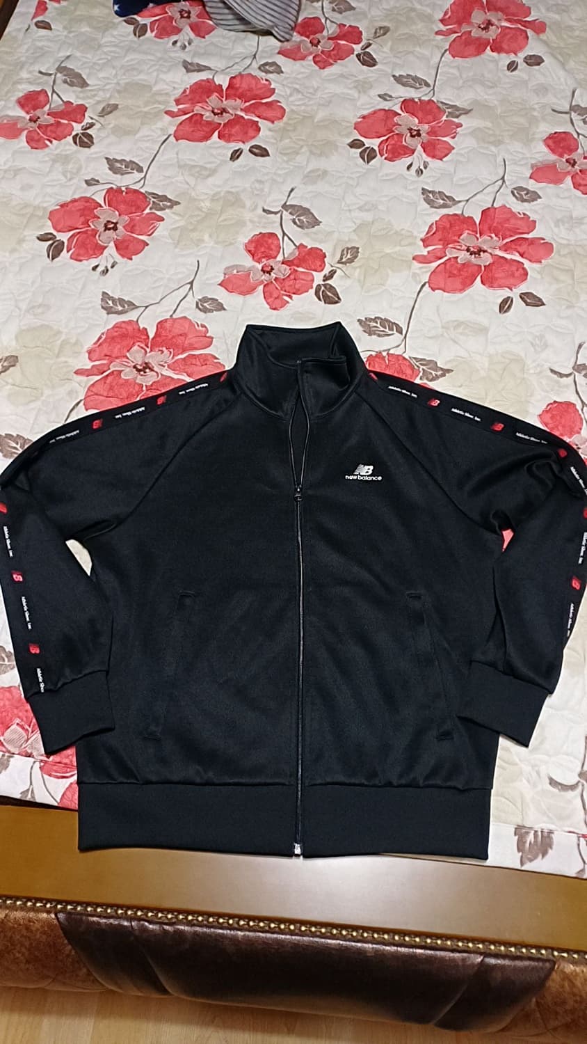 뉴발란스 저지 실측100 가슴56 기장69 상품이미지1