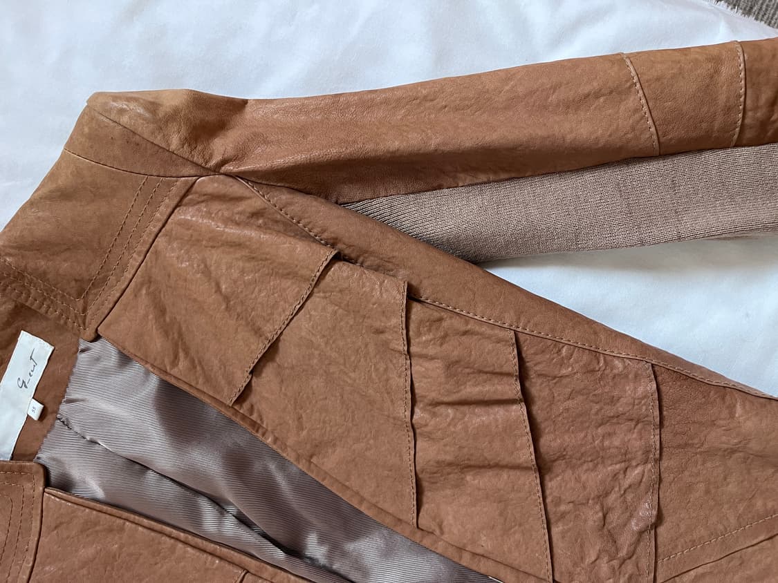 Cat soulder camel leather jacket 상품이미지8