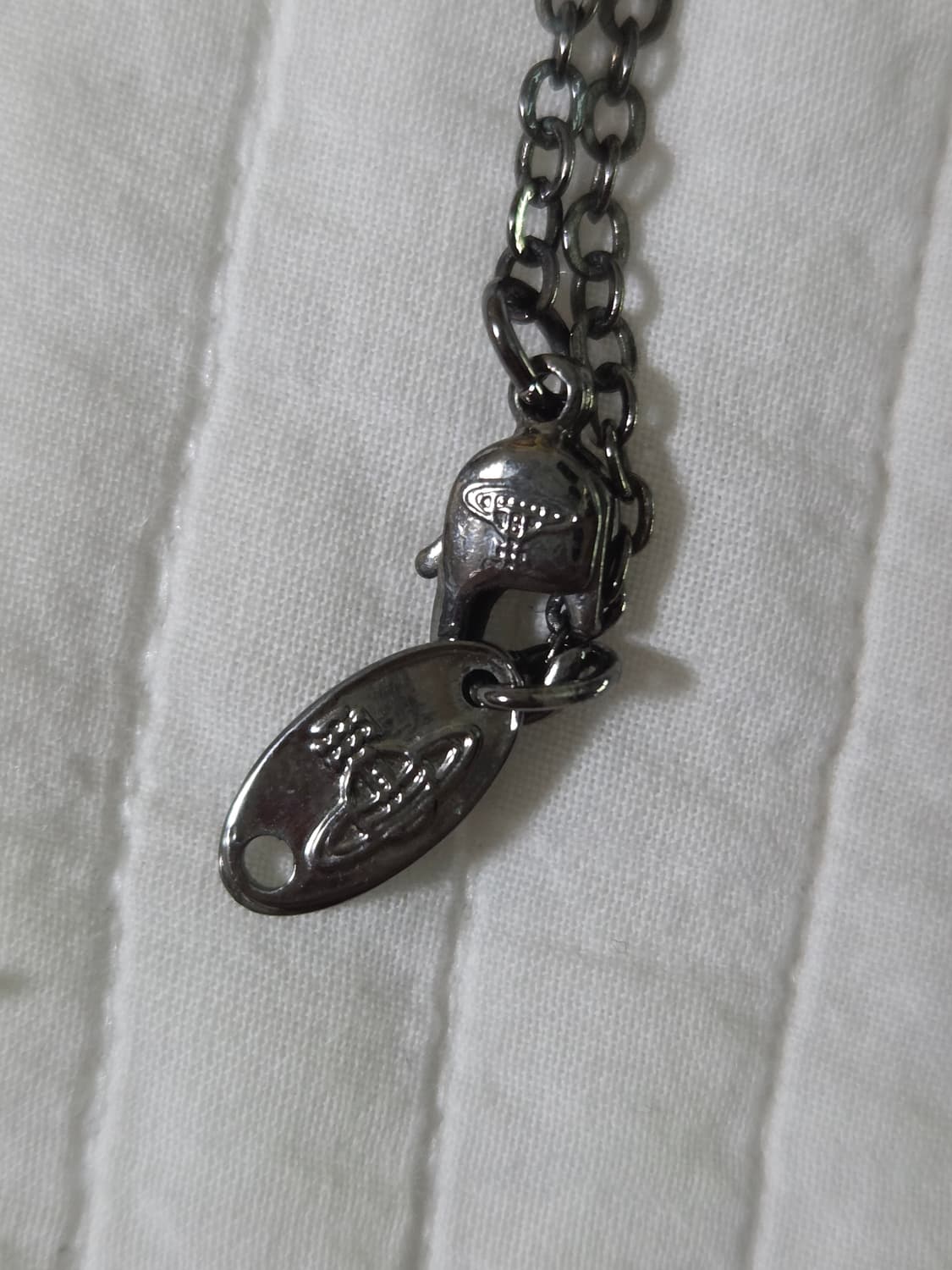 빈티지 비비안웨스트우드 뱀파이어 박쥐 날개 orb 목걸이 판매 상품이미지2