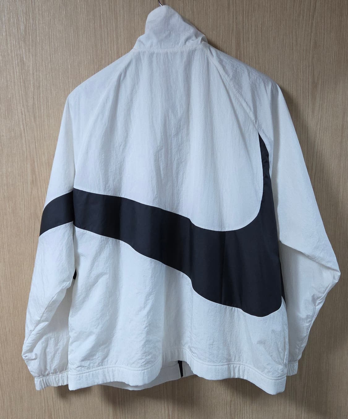 (착샷) 나이키 빅스우시 바람막이 우븐 자켓  상품이미지5