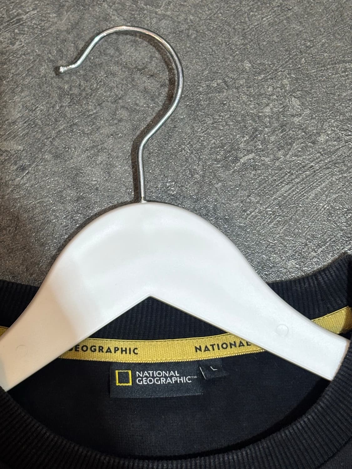 내셔널지오그래픽 맨투맨 L 상품이미지5