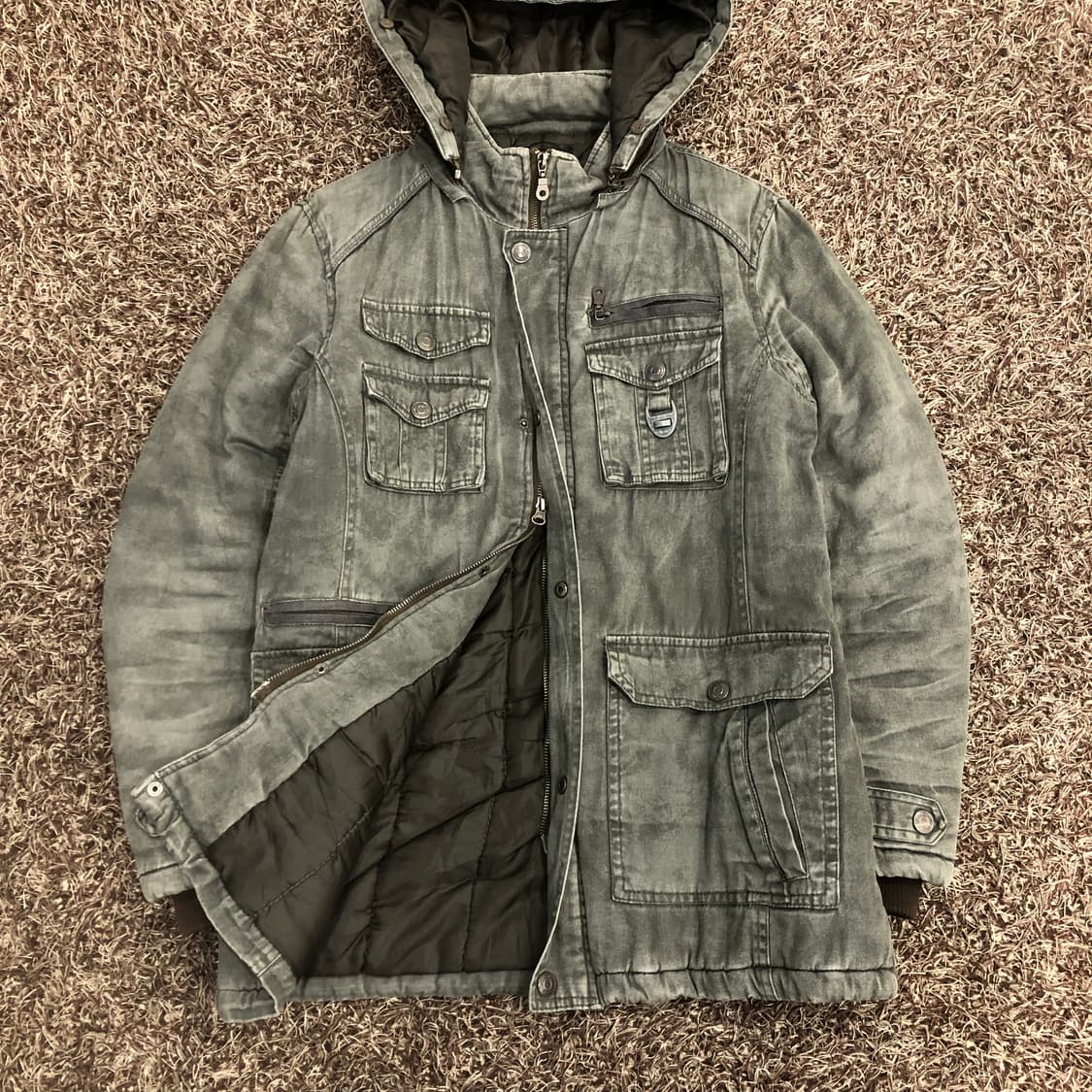 인더애틱 00s 유틸리티 쿼드포켓 야상 자켓 상품이미지3