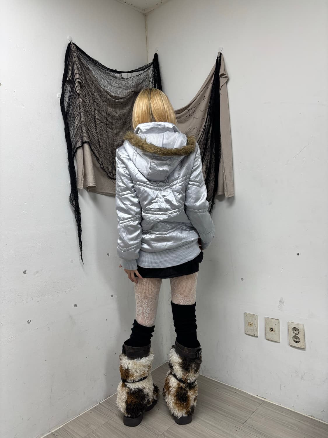 [PENDORA]2000s Mood Silver Fur Hoodie Pa 상품이미지5