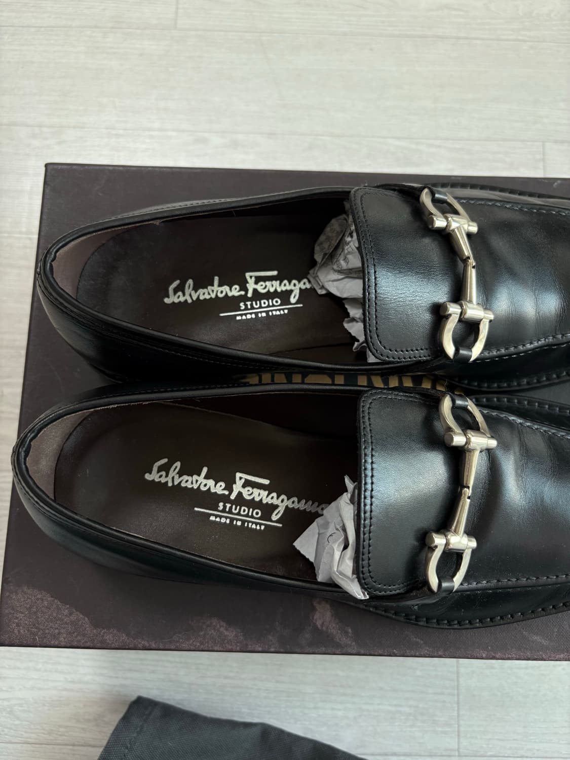 페레가모 블랙 가죽 로퍼 265 8D  상품이미지2