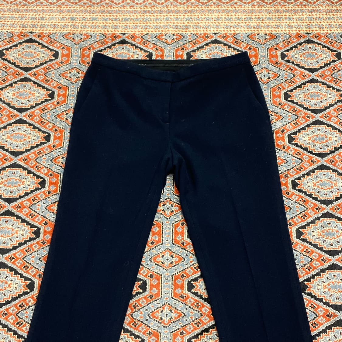 띠어리 네이비 기모 크롭드 슬랙스 팬츠 호칭4 상품이미지2