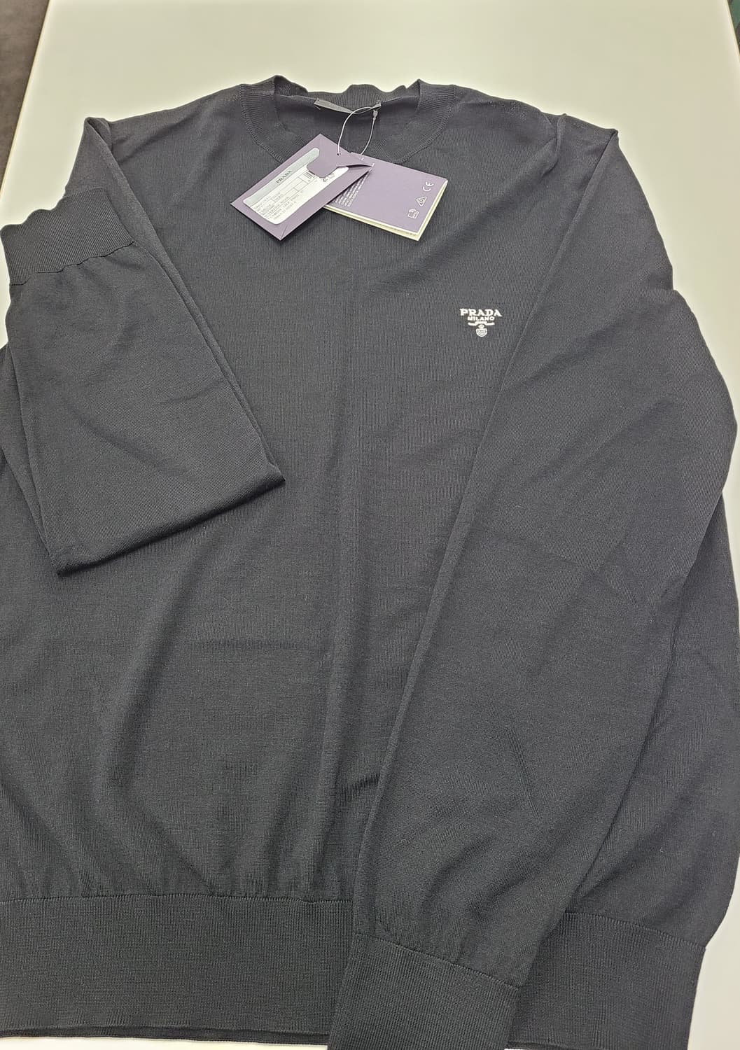 프라다 밀리오레 라운드 니트 사이즈48 상품이미지1