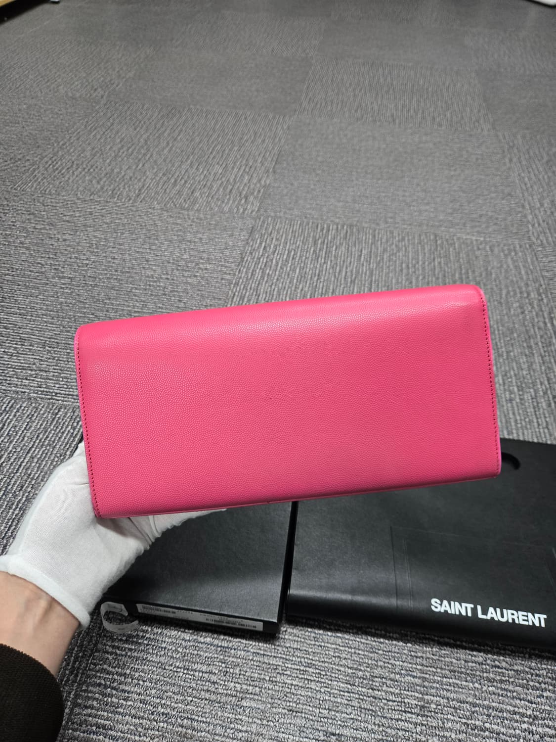 [특가][정품] 입생로랑 핑크 클러치백 상품이미지2