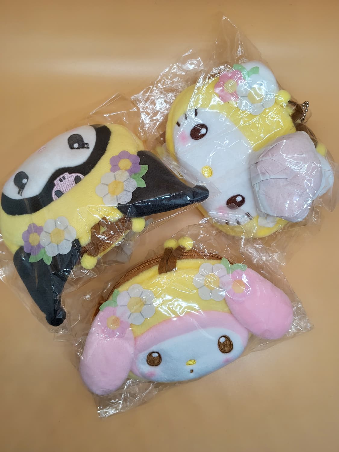 산리오 꿀벌에디션 헬로키티 파우치 동전지갑 키링 상품이미지3