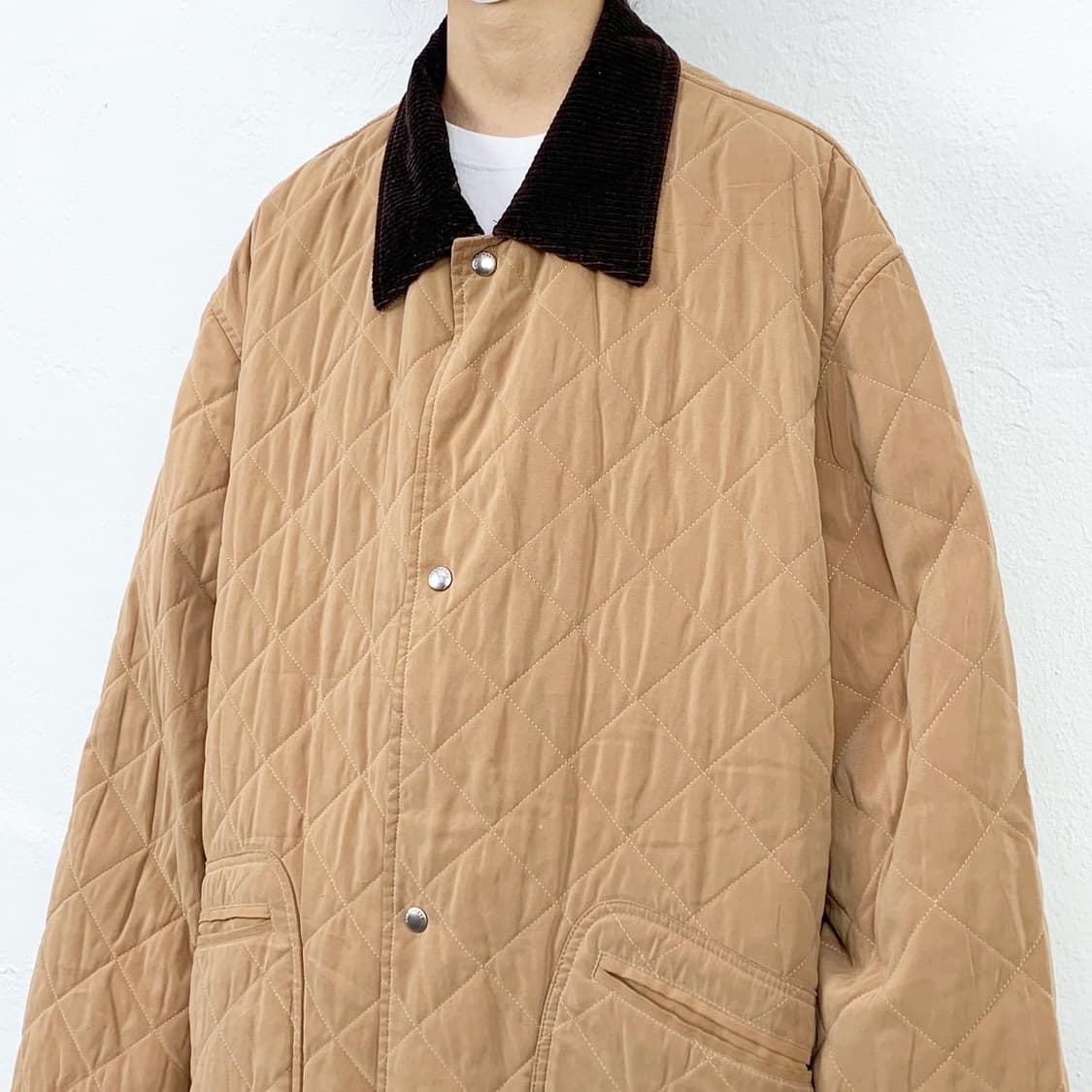 버버리 베이지 코듀로이 퀄팅 자켓 상품이미지1