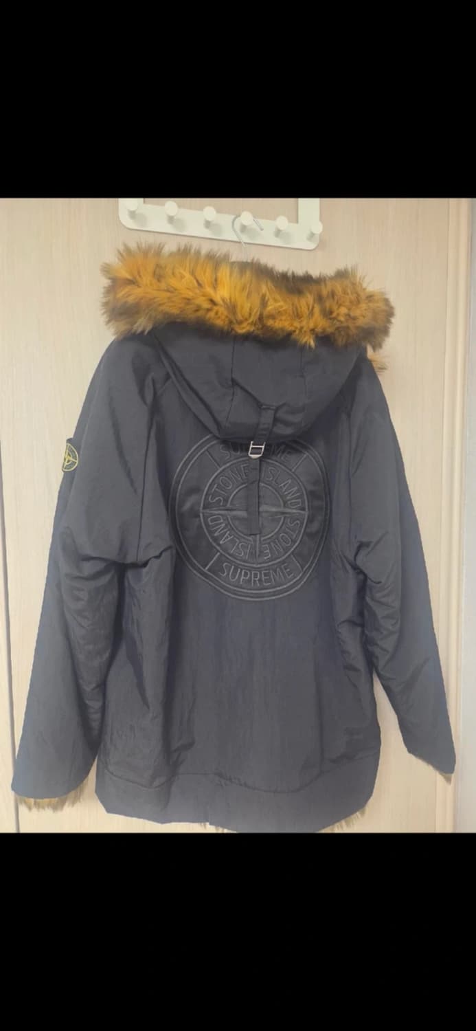 스톤아일랜드X슈프림 리버서블 퍼 파카 M 상품이미지1