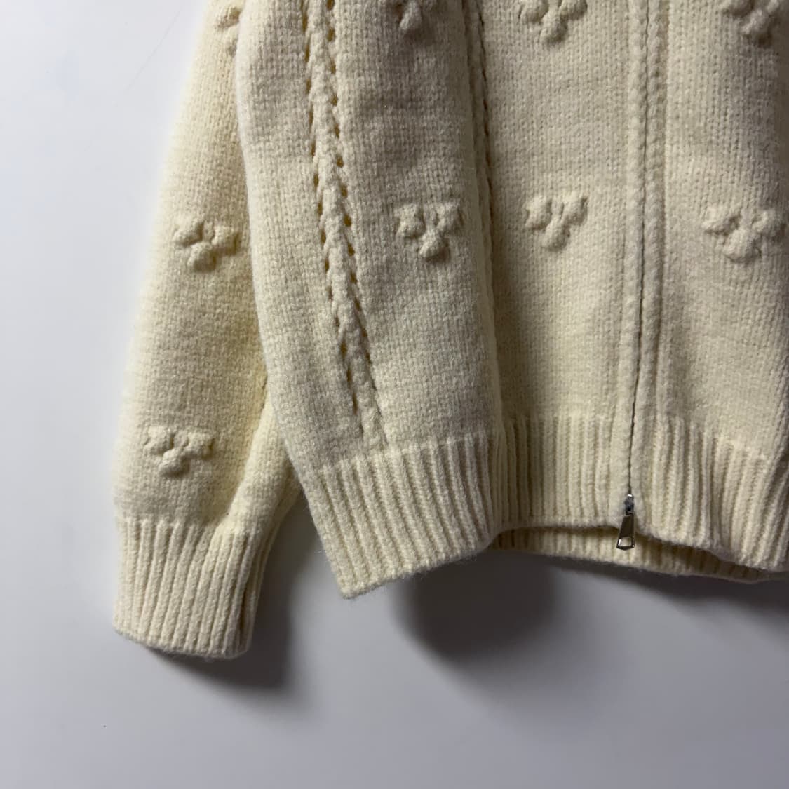 새상품 여자 퐁퐁 니트 후드집업 상품이미지2