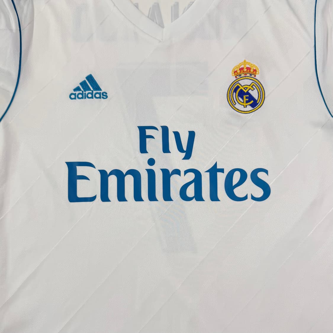 17-18 레알마드리드 홈 호날두 유니폼 상품이미지6