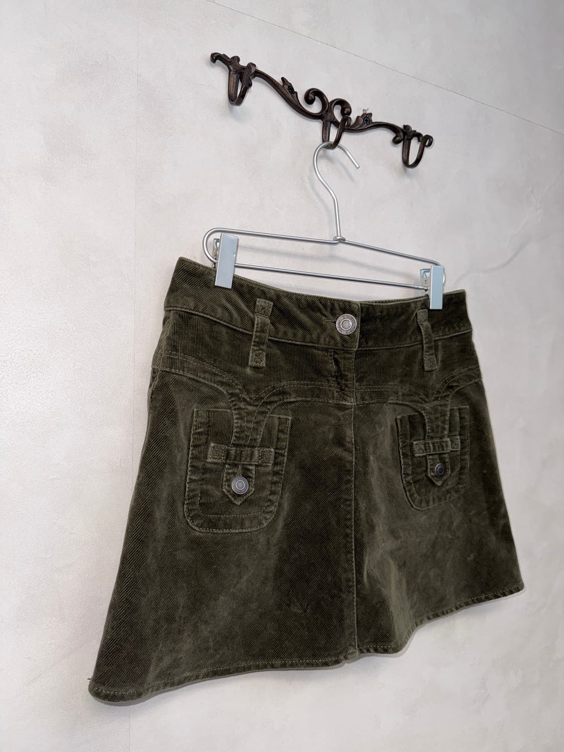 Calvin Klein khaki corduroy buckle skirt 상품이미지2