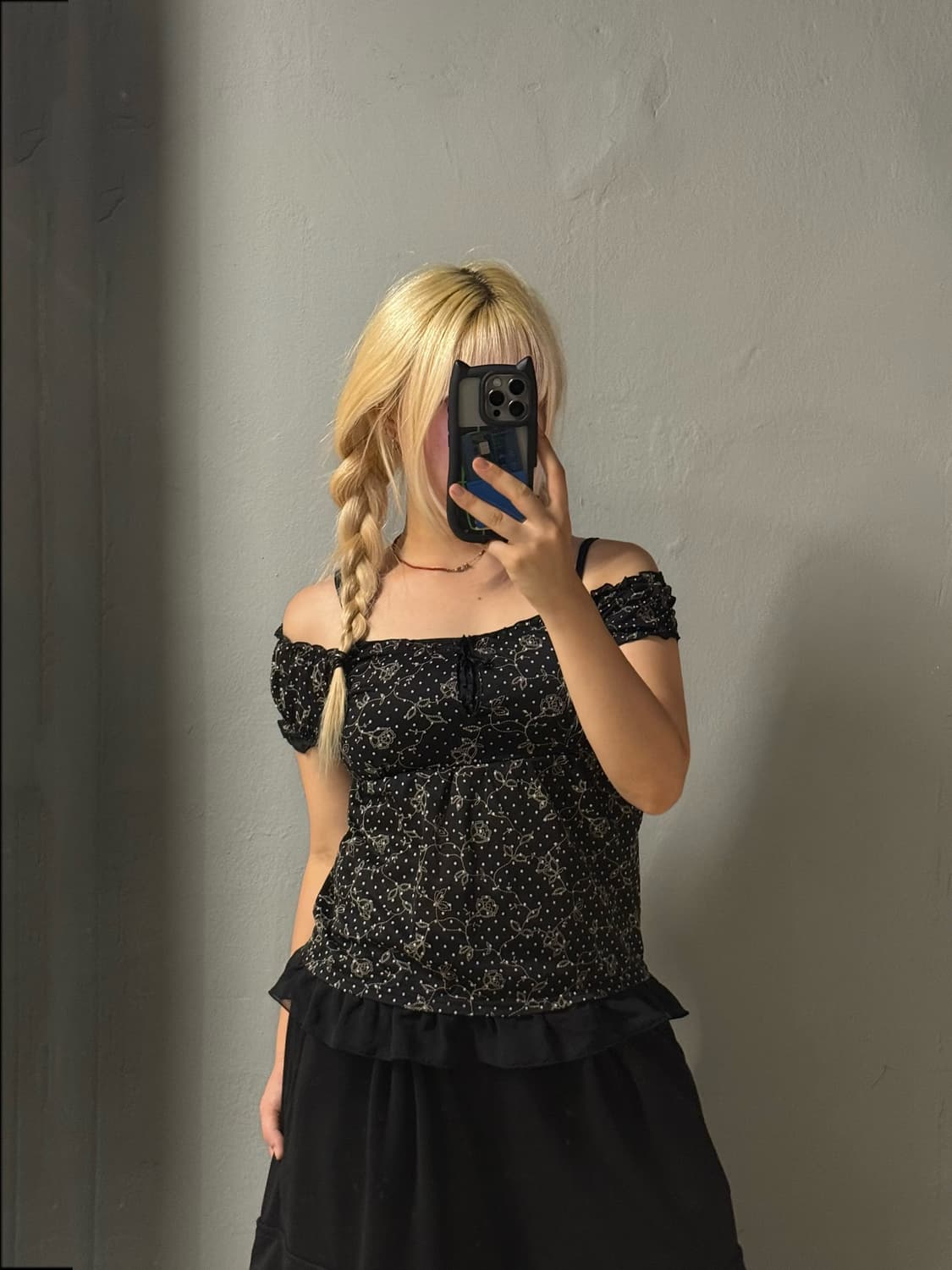 flower & dot pattern off-shoulder top 상품이미지2