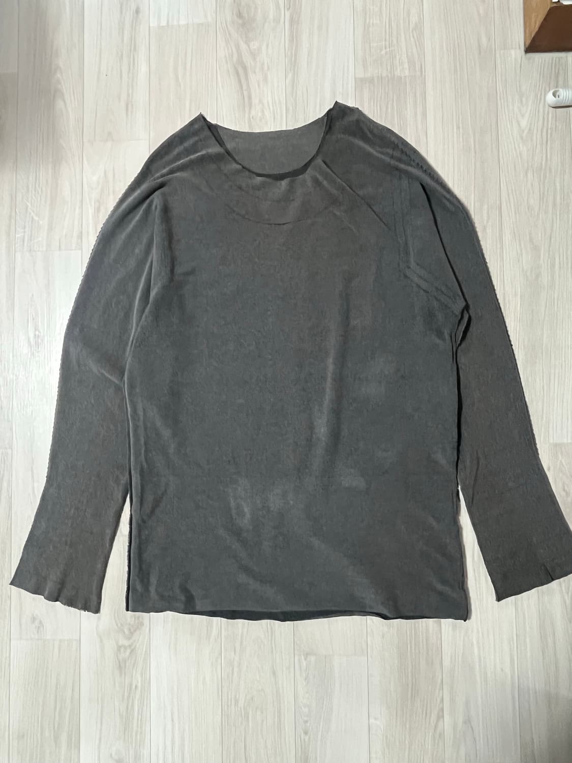 ISSEY MIYAKE MEN LONG SLEEVE TOP 상품이미지1