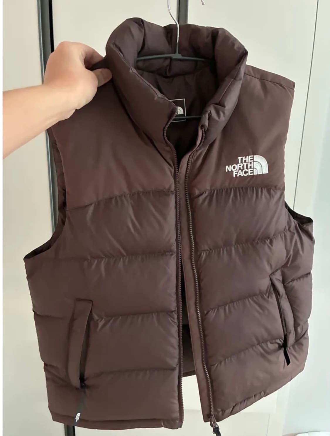 노스페이스 패딩 베스트 코코아브라운 상품이미지1