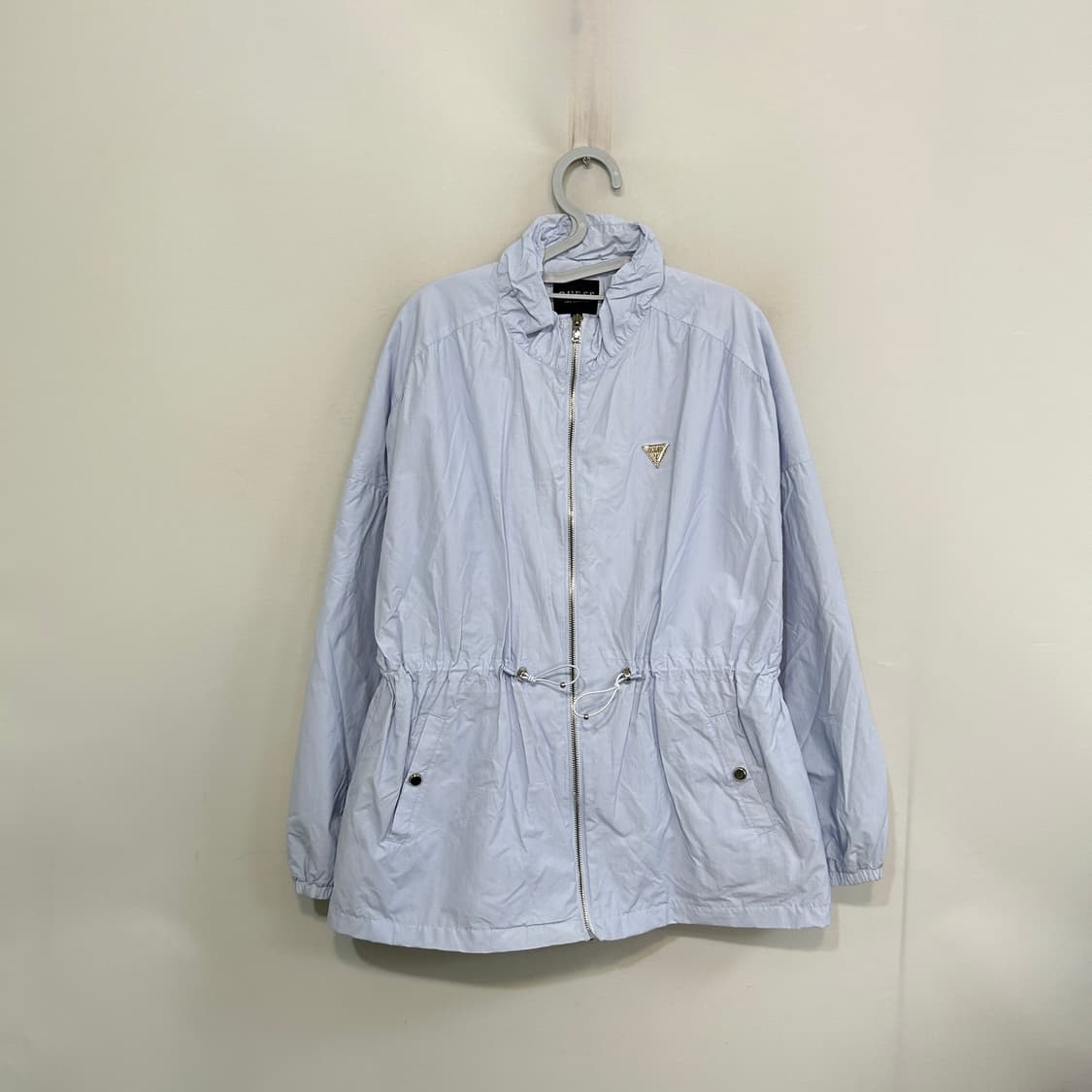 게스 여성 바람막이 90 L 상품이미지1