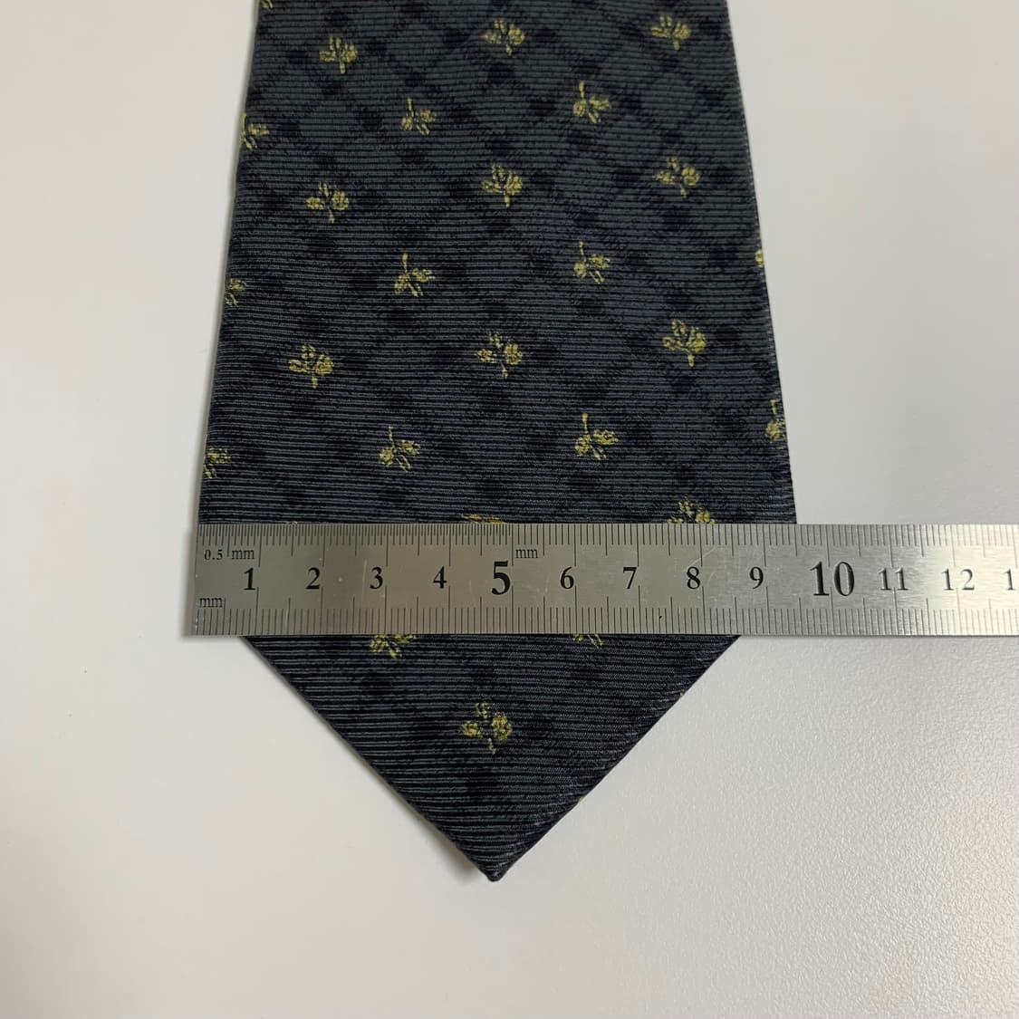 버버리(BURBERRY) 명품넥타이 기하학적패턴 체크 클래식타이 A+ 상품이미지9