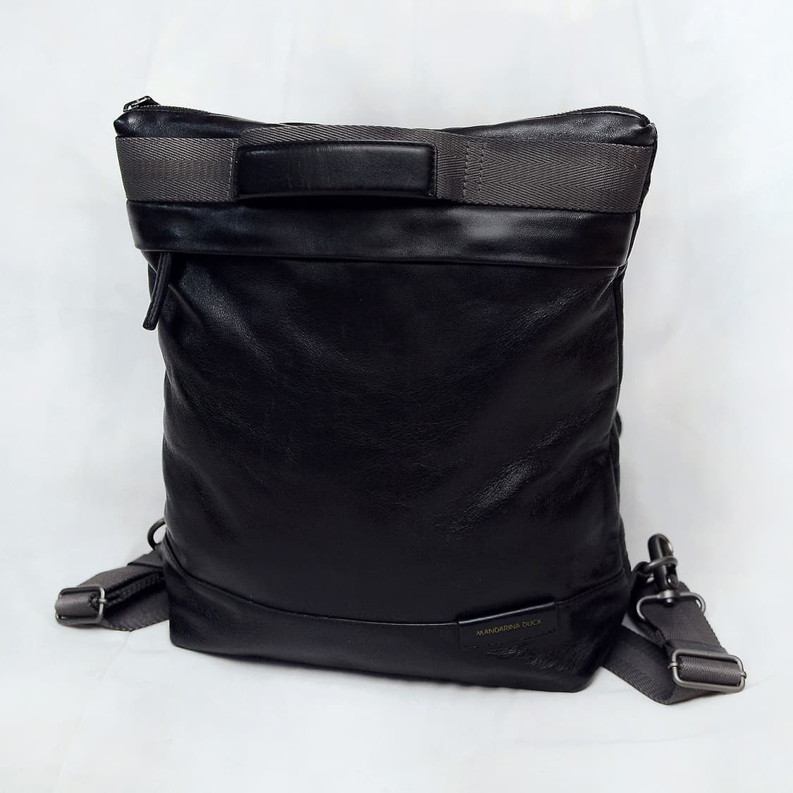 만다리나덕 이태리 복스레더 탑핸들 멀티웨이 스퀘어 백팩 상품이미지1