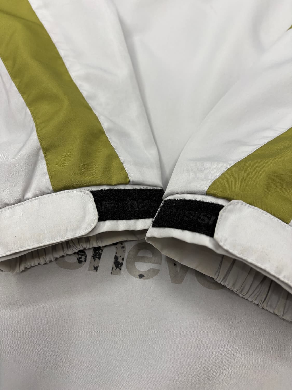 디스이즈네버댓 오버핏 디네댓 배색 바람막이 윈드 자켓 상품이미지6