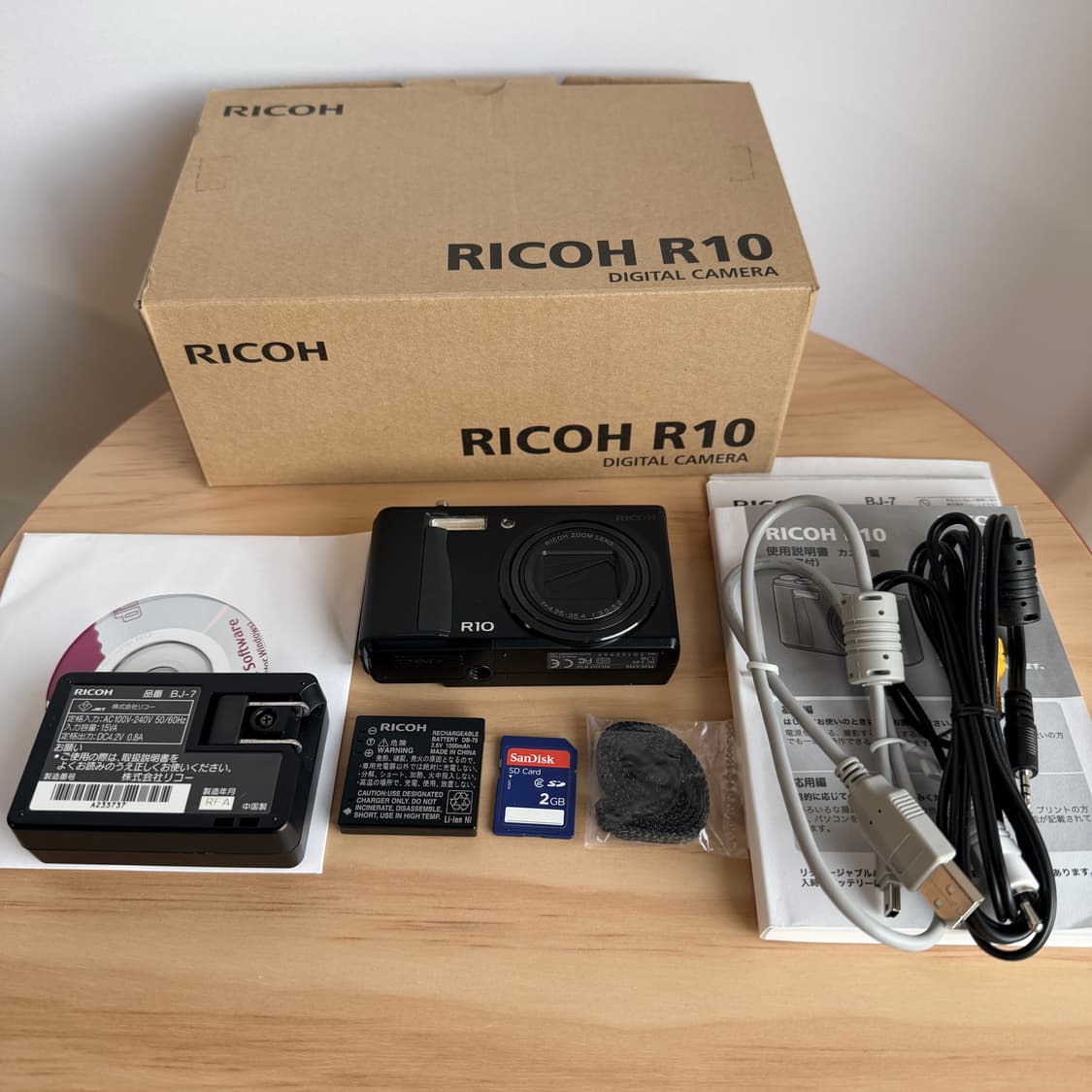 ✨풀세트 박스✨  Ricoh 리코 R10 블랙 상품이미지2
