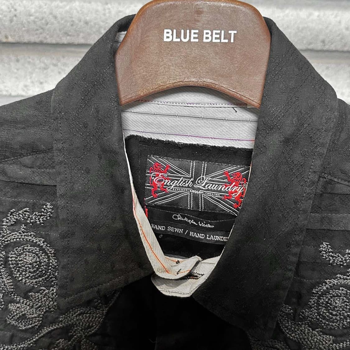 USA VINTAGE 긴팔 셔츠 플로럴 자수 핀턱 히든 버튼 디테일 블랙 상품이미지6