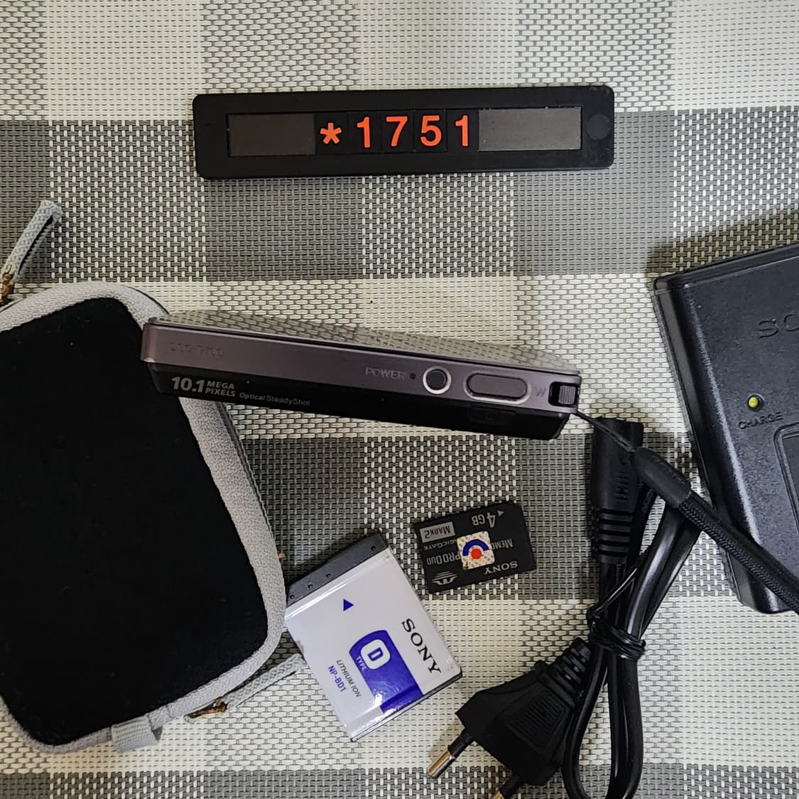 소니 사이버샷 DSC-T700 디지털카메라 파우치포함 상품이미지3