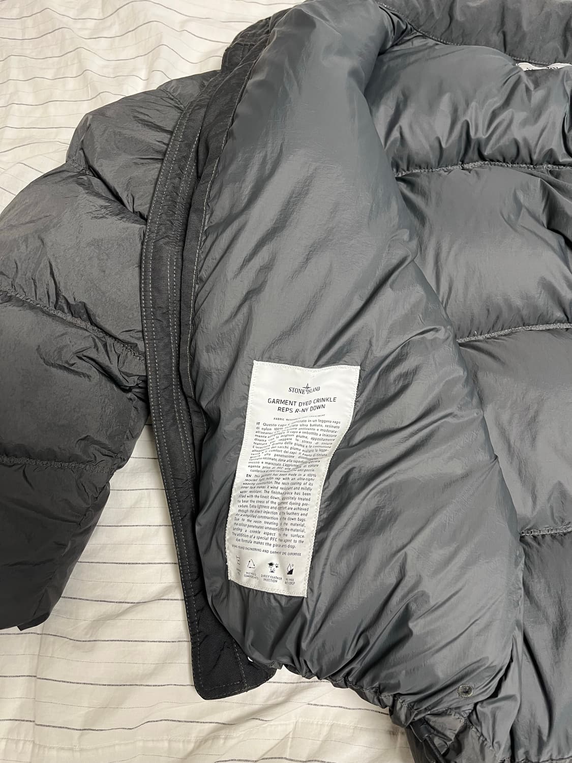 24FW 스톤아일랜드 크링클랩스 판매(L) 상품이미지4