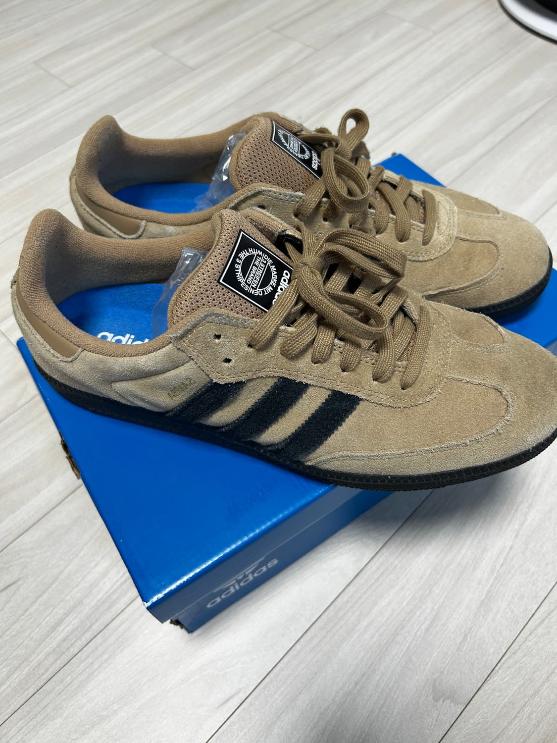 아디다스 삼바 ADV 카드보드 상품이미지1