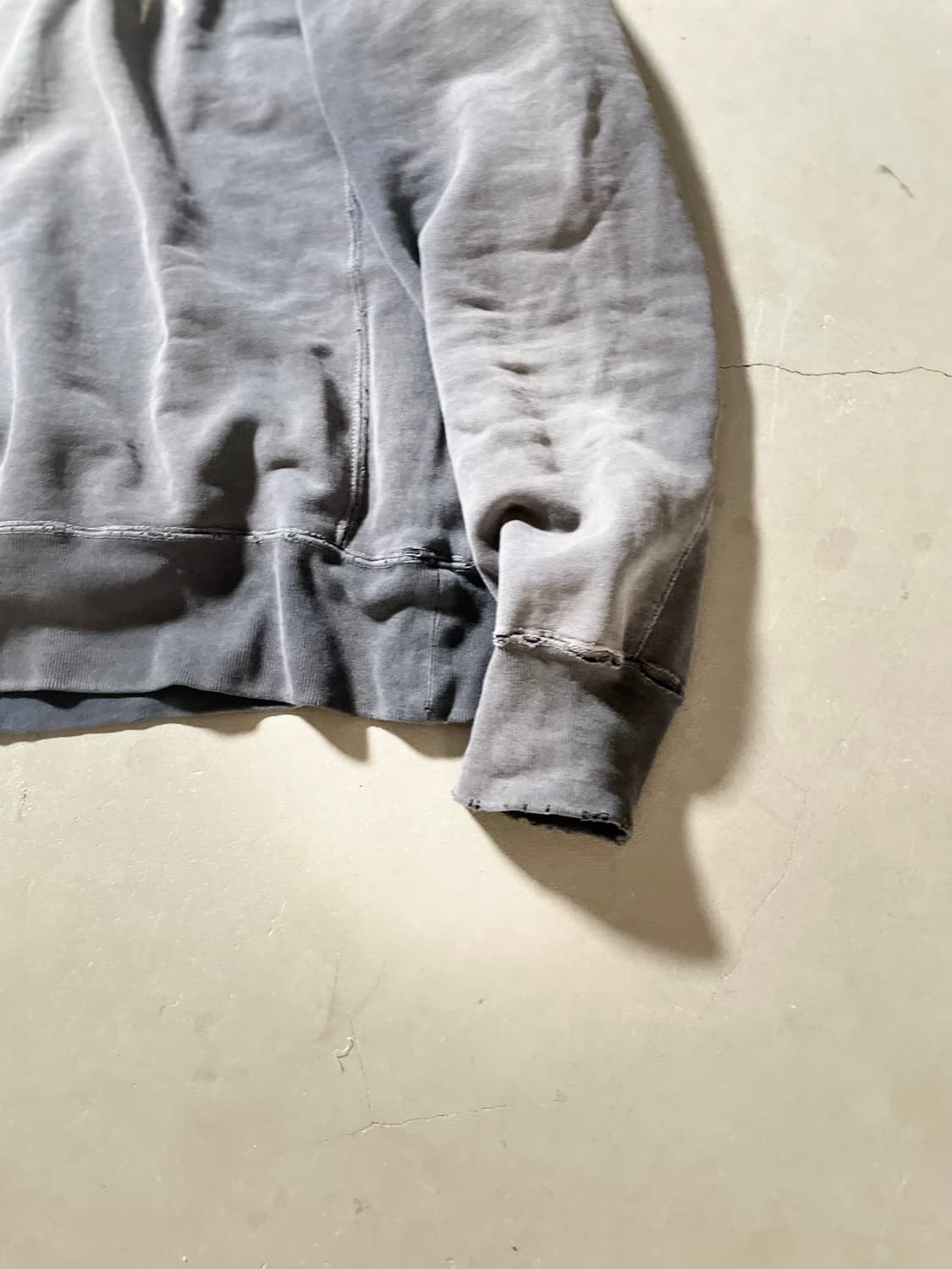 Remi Relief Crewneck Sweatshirt 상품이미지4