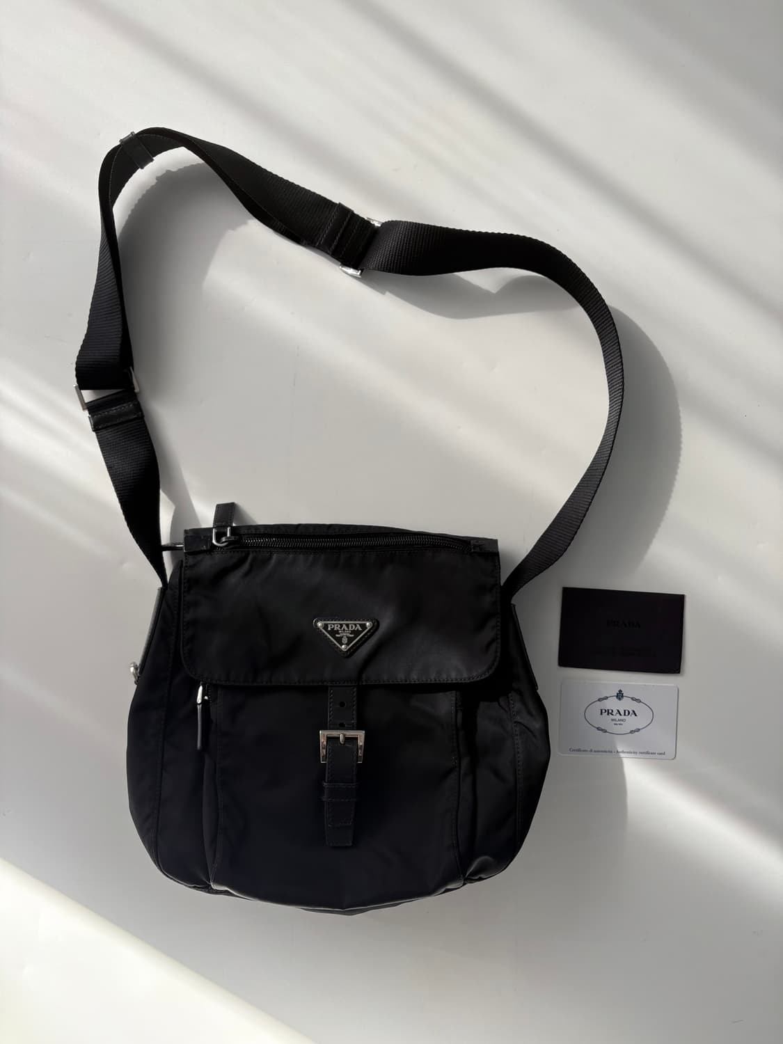 Prada 프라다 블랙 크로스백 상품이미지1