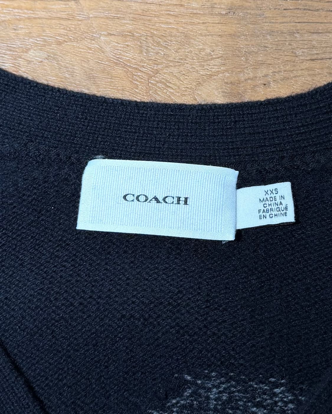 코치 x 뽀빠이 블랙 울 블랜드 브이넥 가디건 상품이미지7