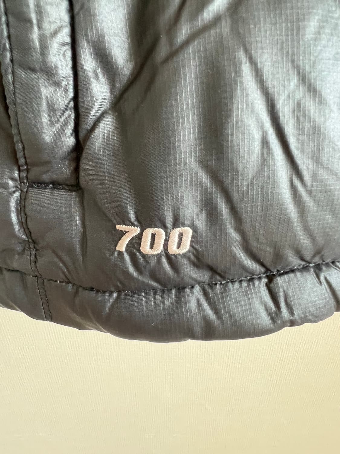 노스페이스 패딩 조끼 사이즈85 상품이미지4