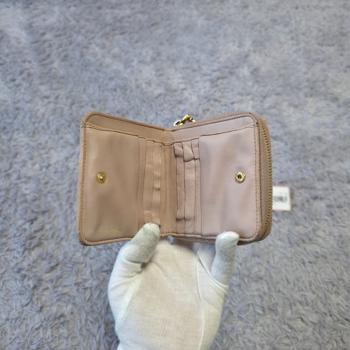 {클로젯}[보증서]미우미우 마테라쎄 지퍼 어라운드 중지갑 상품이미지4