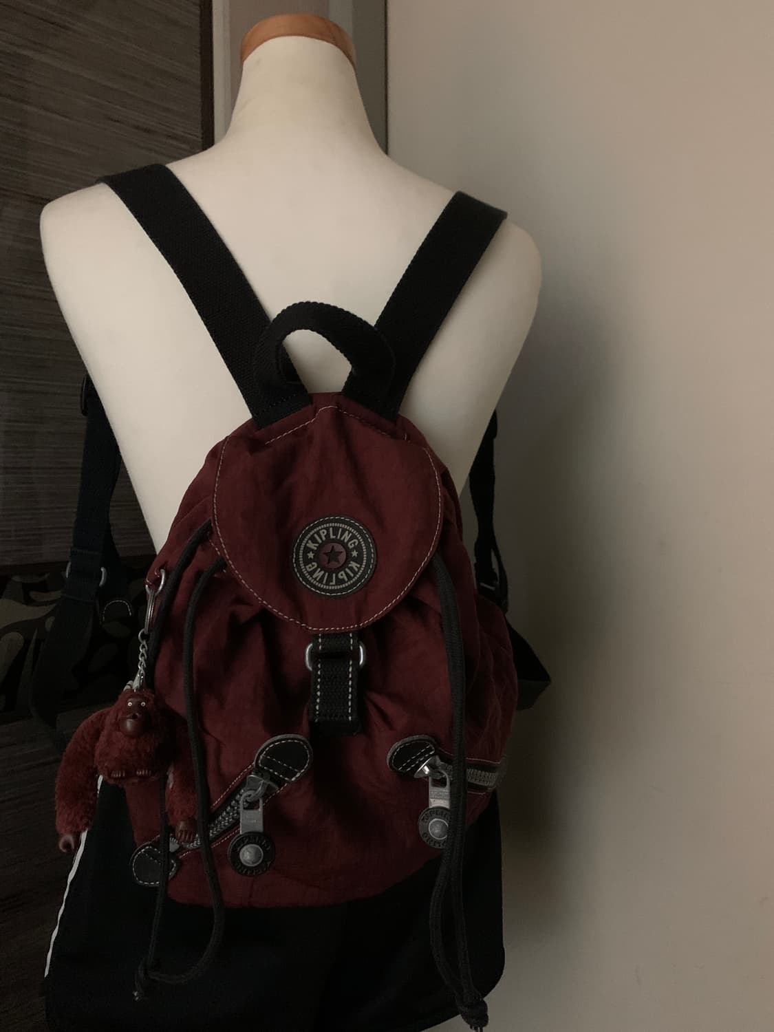 키플링 버건디 백팩 상품이미지4
